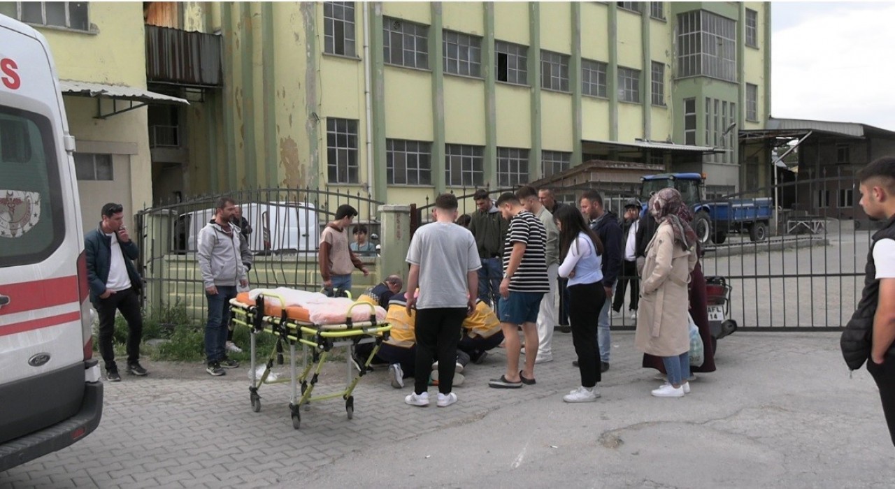 Tavşanlıda trafik kazası, 2 kişi yaralandı