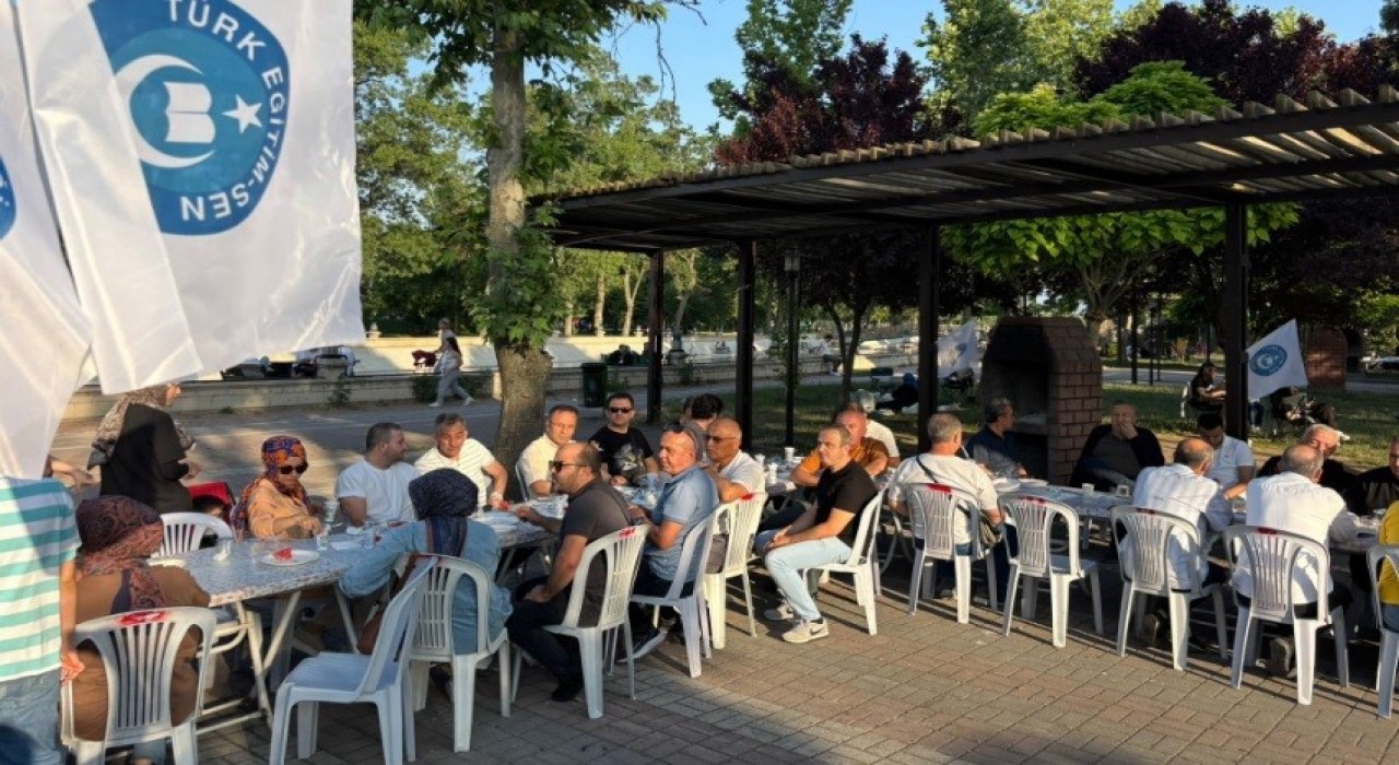 Tavşanlıdan büyük katılımlı birlik pikniği