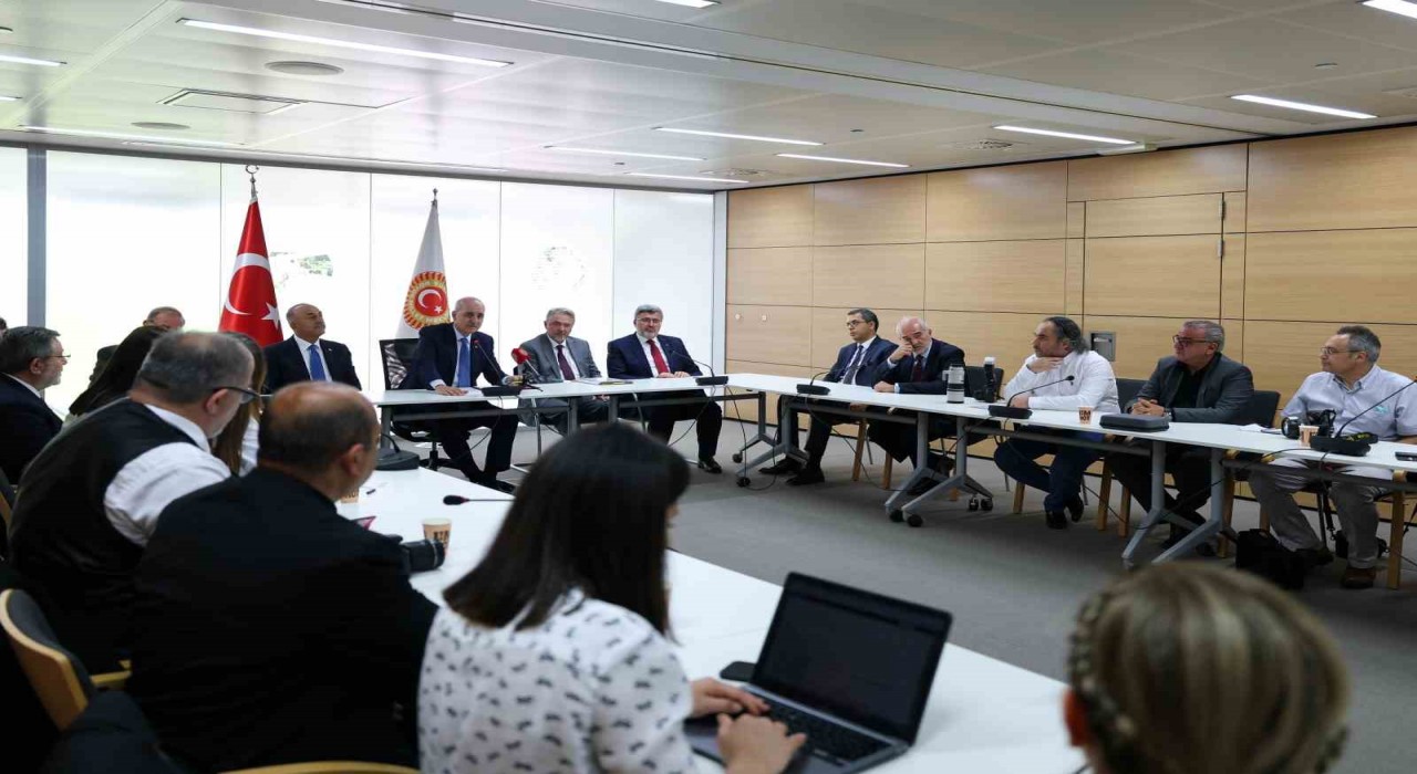 TBMM Başkanı Kurtulmuş: (Terörsüz Türkiye süreci) Parlamento yaz tatiline girmeden grubu kurarak çalışmalarımıza başlarız