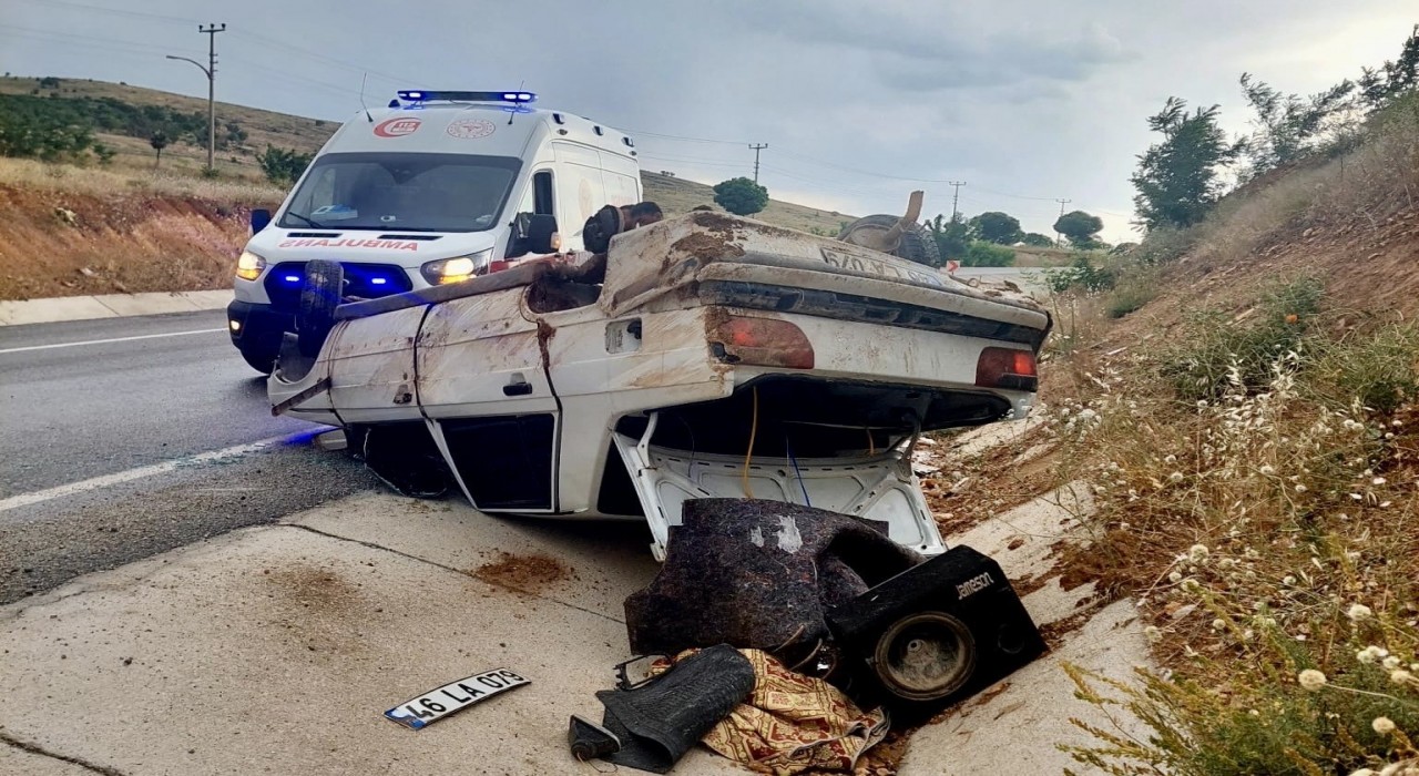 Tek taraflı trafik kazasında 1 kişi yaralandı