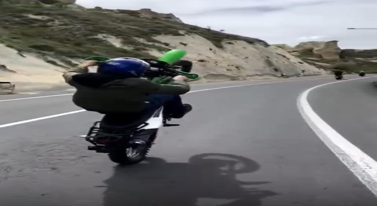 Tek teker üstünde tehlikeli yolculuk