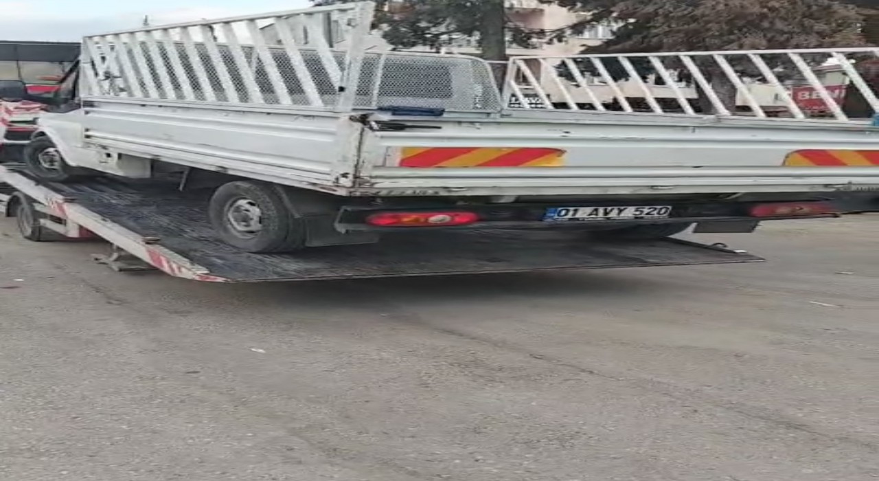 Ters yöne girip kadın şoföre hakaret etti, ehliyetsiz çıktı: 43 bin TL ceza kesildi