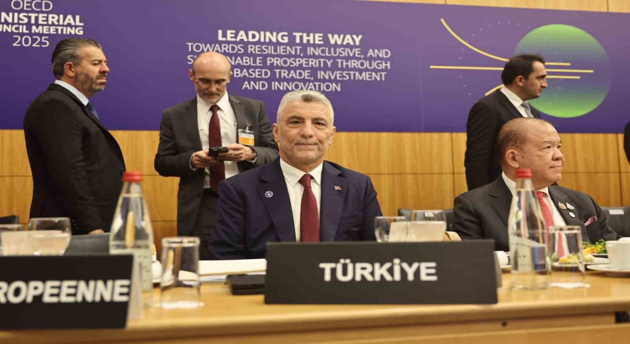 Ticaret Bakanı Bolat, Fransada