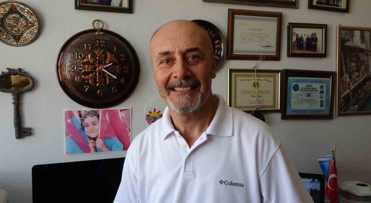 Trabzonda yayladaki buzul kütlesi dağcıların rotasını değiştirdi, 75 kişi kayıp sanıldı