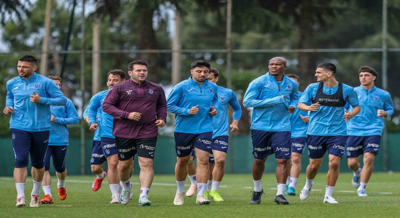 Trabzonsporda geleceği şekillendirecek yaz mesaisi başladı