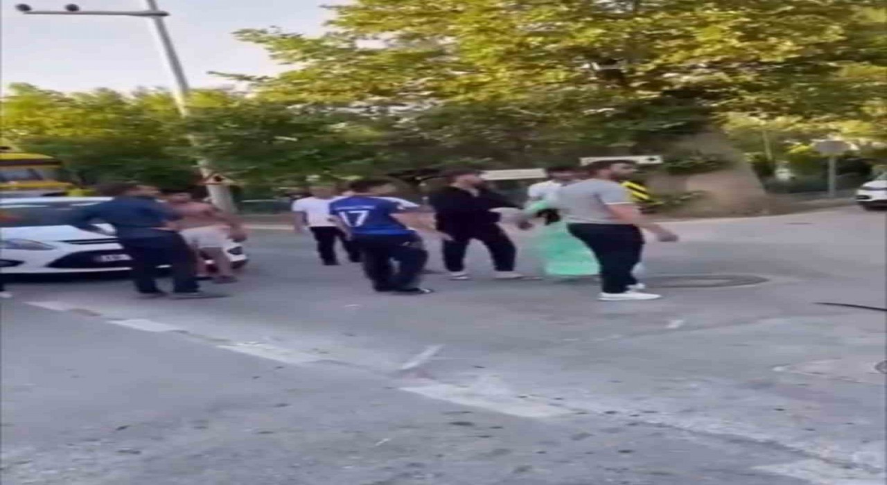 Trafik kazası sonrası bıçaklı kavga: 5 kişilik aile hastanelik oldu