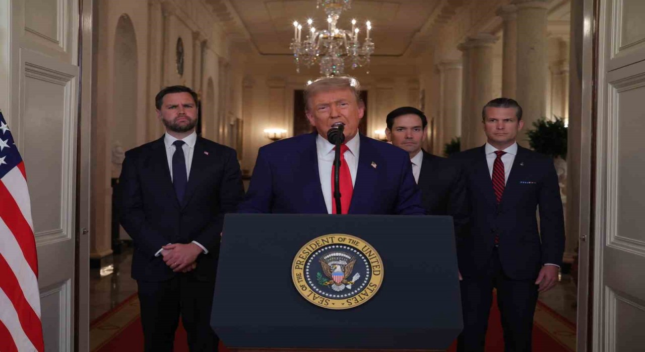 Trump: (İran saldırısı) Bombayı ellerinden aldık