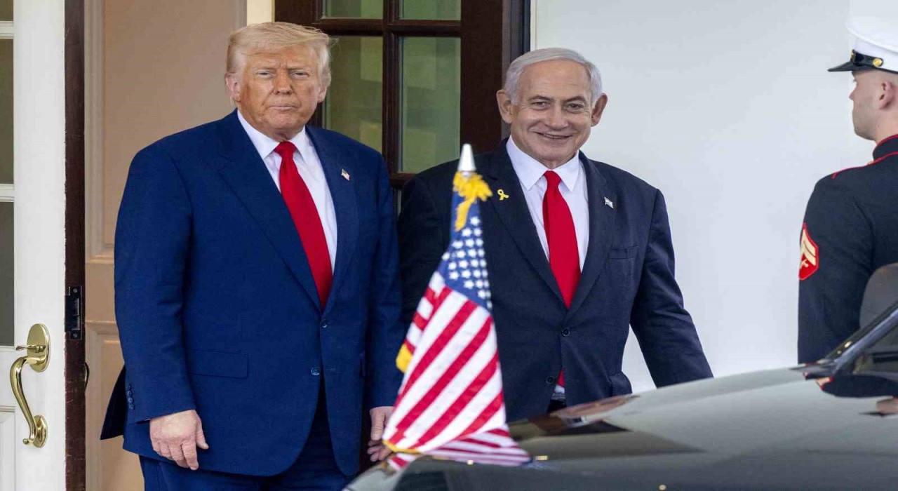 Trump, Netanyahunun yargılandığı yolsuzluk davasının iptalini istedi