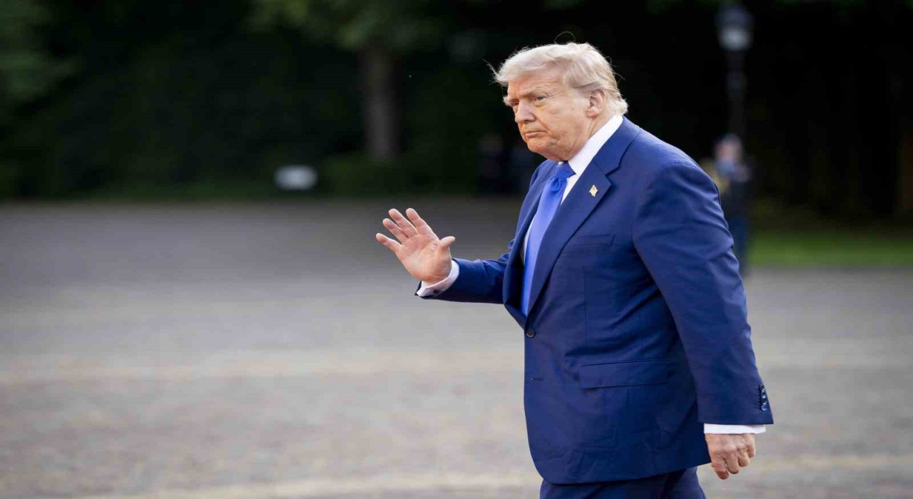 Trumpa yönelik azil tasarısı Temsilciler Meclisinde reddedildi