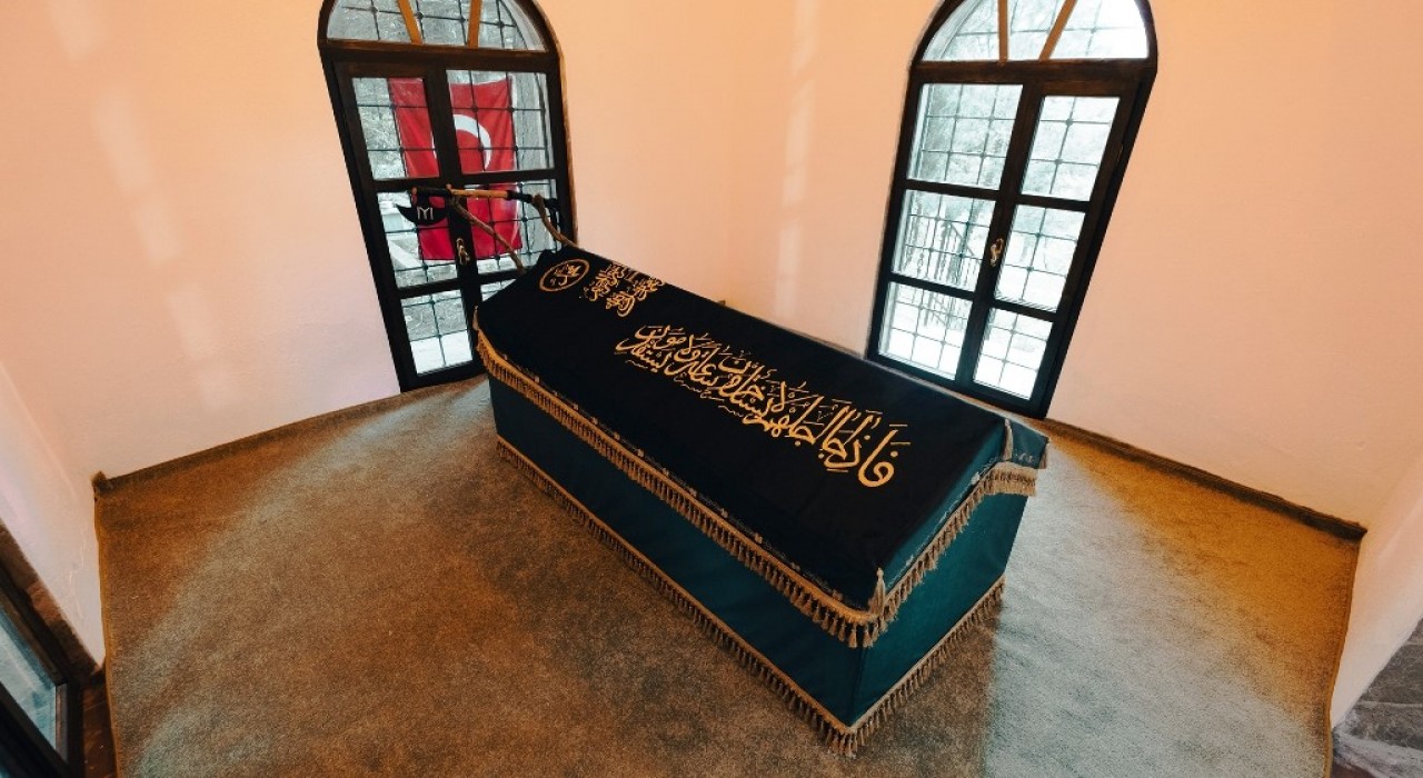 Turgut Alp 22 Haziranda dualarla anılacak