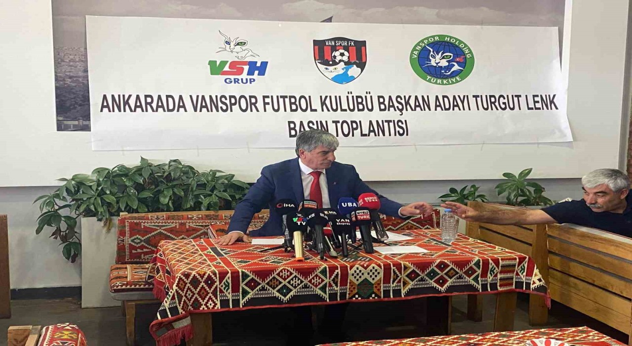 Turgut Lenk: Vansporu gerektiği yerde Süper Lige çıkarma çabamız olacak