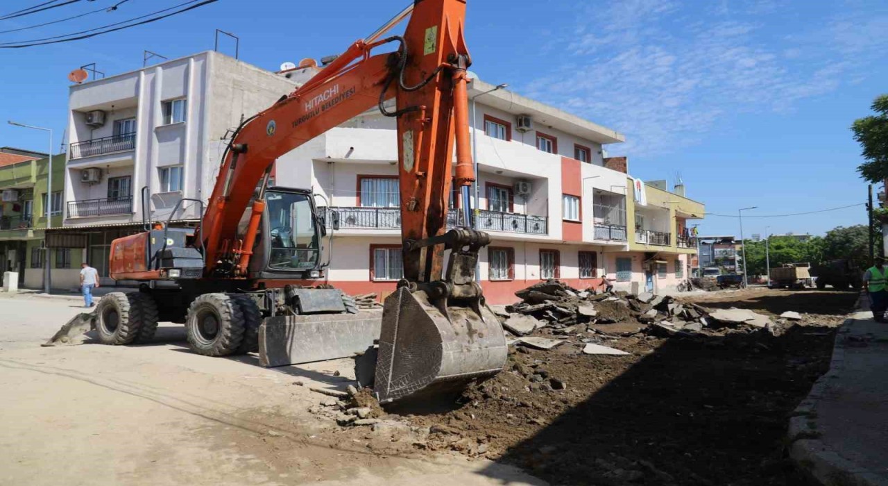 Turgutlunun Atatürk Mahallesindeki bütün sokaklar yenileniyor
