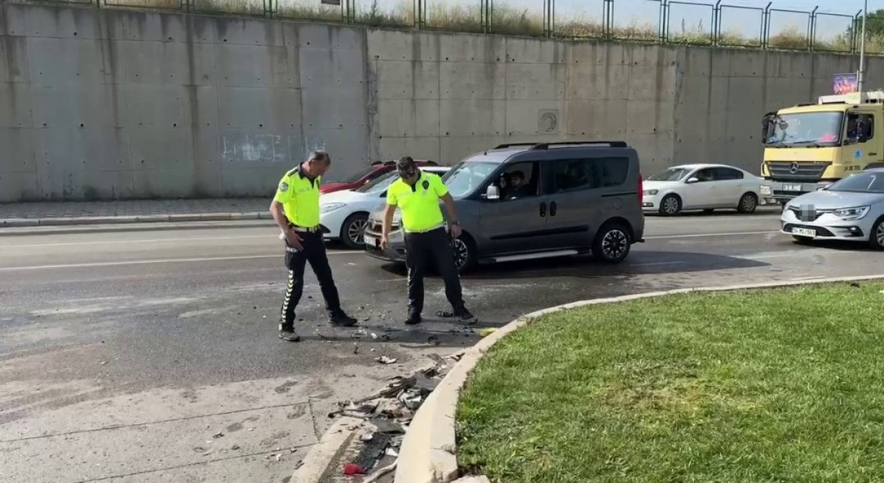 Tuzlada zincirleme trafik kazası: 4 yaralı
