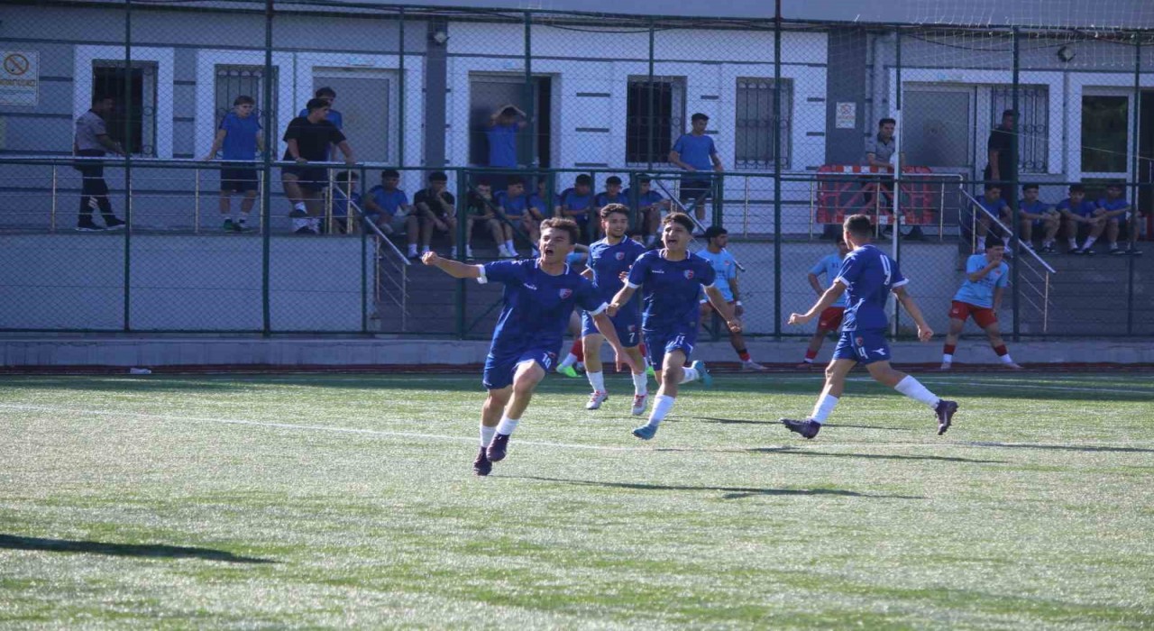 U17 Türkiye Şampiyonası 1. Kademe maçları Karabükte devam ediyor