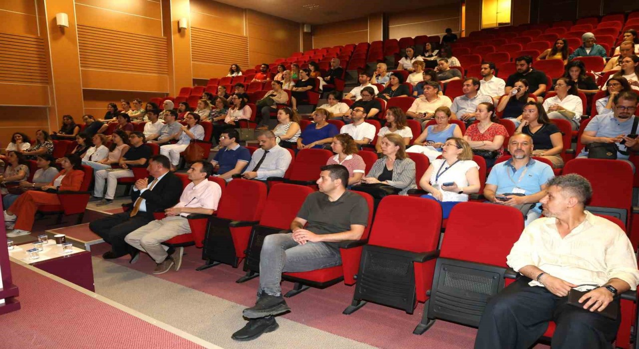 Uludağ Tematik Kahve Günlerinde Biyomalzemeler konuşuldu