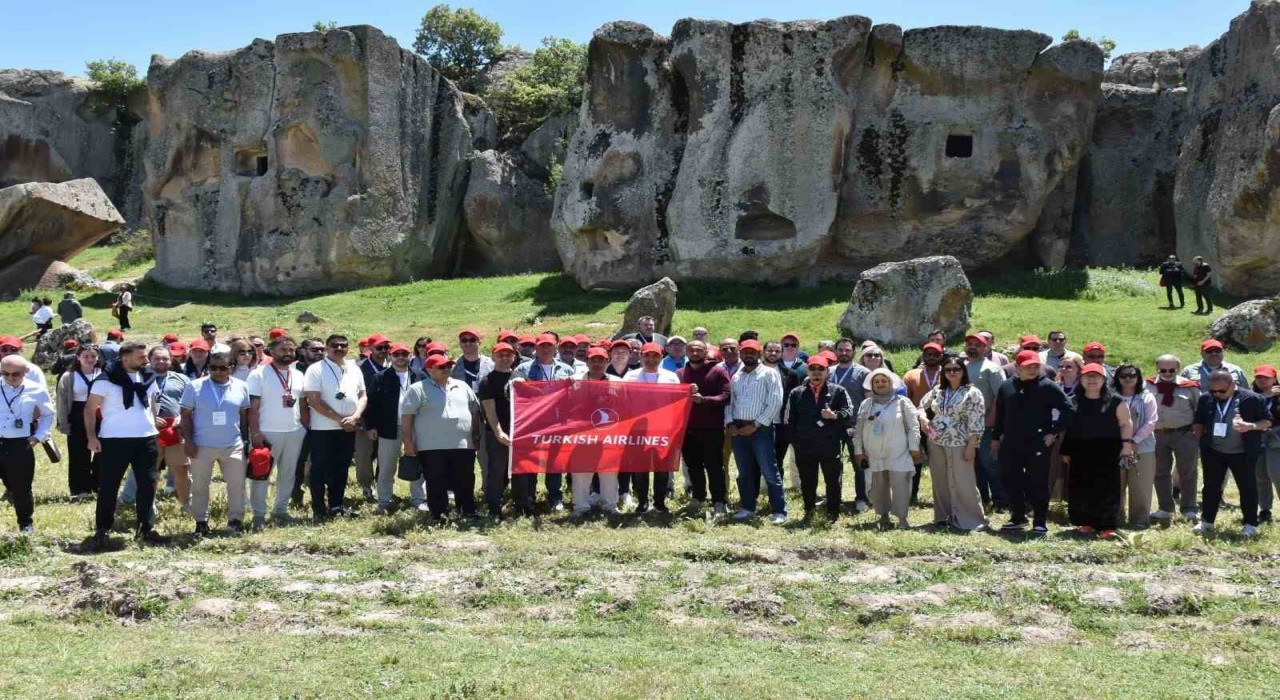 Uluslararası turizm uzmanlarına Afyonkarahisar tanıtıldı