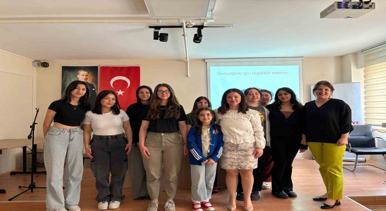 Üniversiteli öğrencilerden ‘Enerji Verimliliği ve Tasarrufu semineri