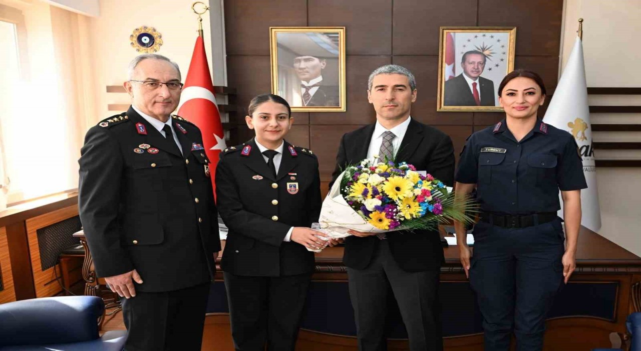 Vali Aktaştan Jandarma Teşkilatına 186. yıl tebriği