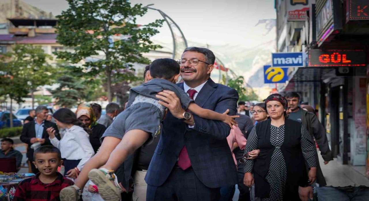 Vali Çelikten güvenlik güçlerine bayram ziyareti