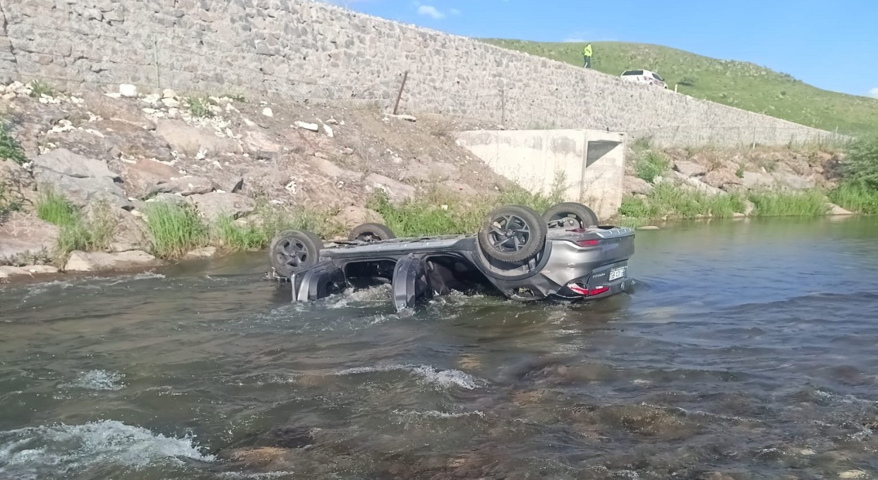 Vali Çiftçiden kaza açıklaması