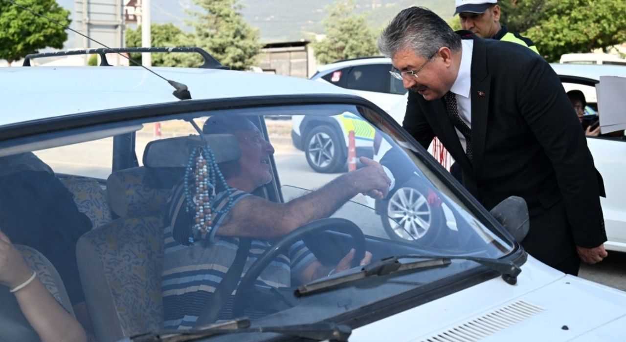 Vali Yılmaz Trafik Denetimlerine Katıldı: "Yolun Sonu Bayram Olsun"