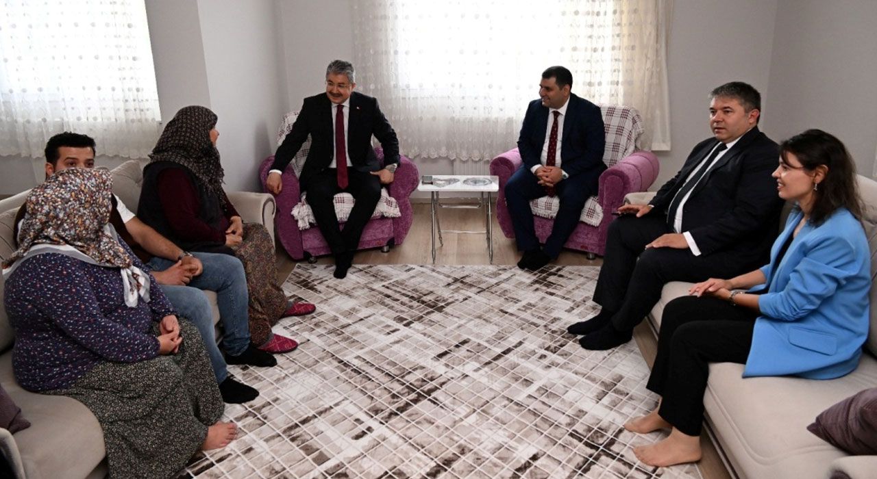 Vali Yılmaz’dan Şehit Hüseyin Çelik’in Ailesine Anlamlı Ziyaret