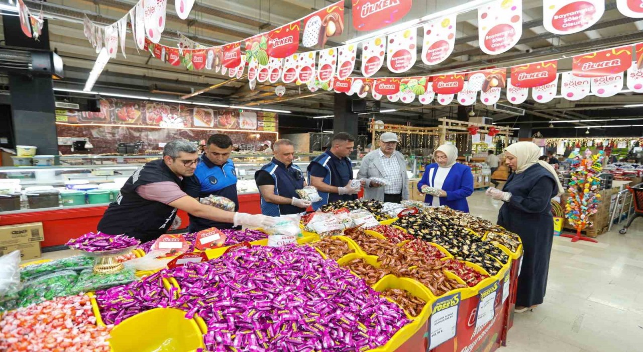 Vanda bayram öncesi denetim mesaisi devam ediyor