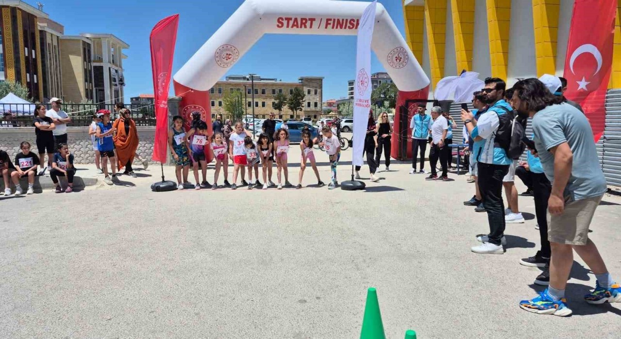 Vanda duatlon bölge yarışmaları yapıldı