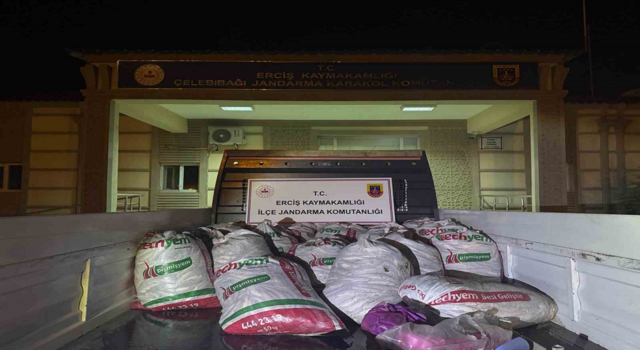 Vanda kaçak balık avlayan 16 kişiye 205 bin 360 lira idari para cezası uygulandı