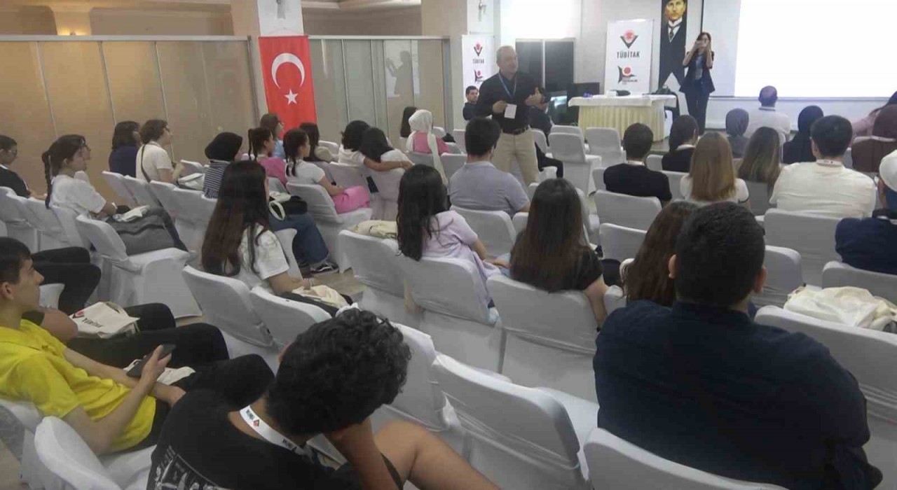 Yalovada lise öğrencilerine yapay zeka eğitimi