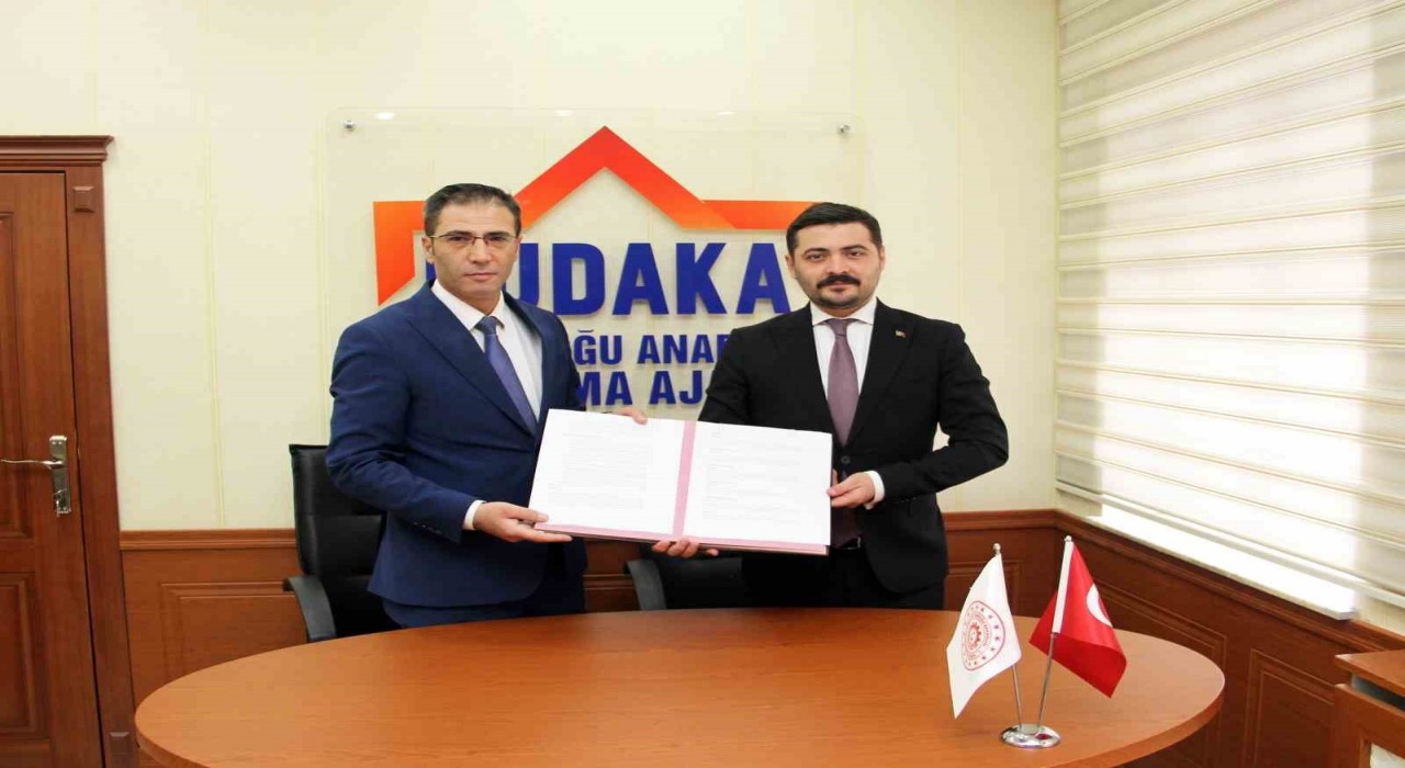 Yapay Zeka Uygulamaları Eğitim Protokolü imzalandı