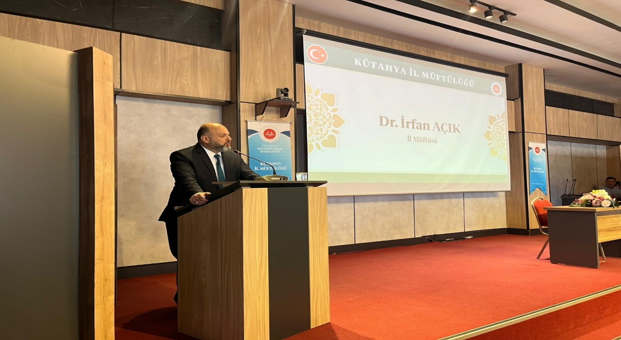 Yaz Kuran Kursları öncesi din görevlilerine hizmet içi eğitim semineri