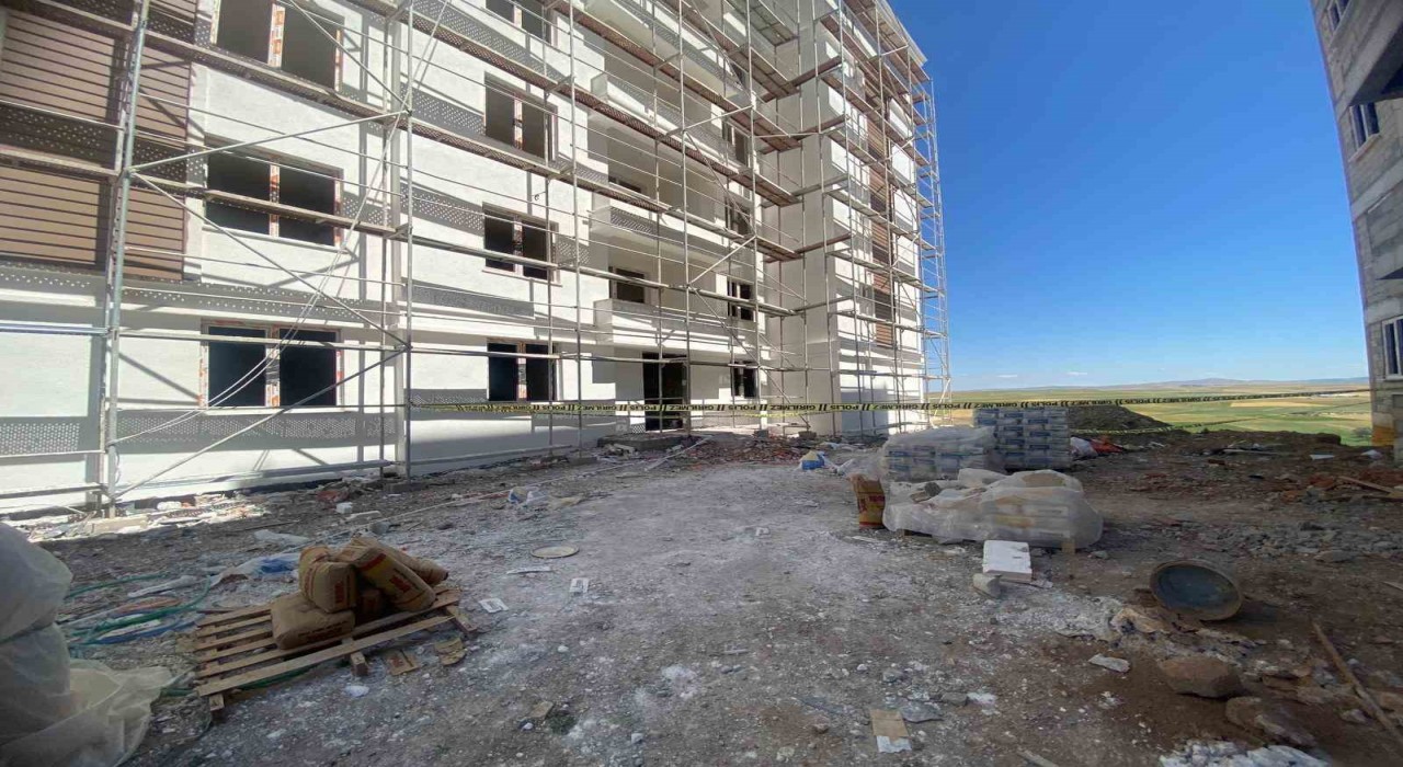 Yozgatta inşaattan düşen 71 yaşındaki işçi, hayatını kaybetti