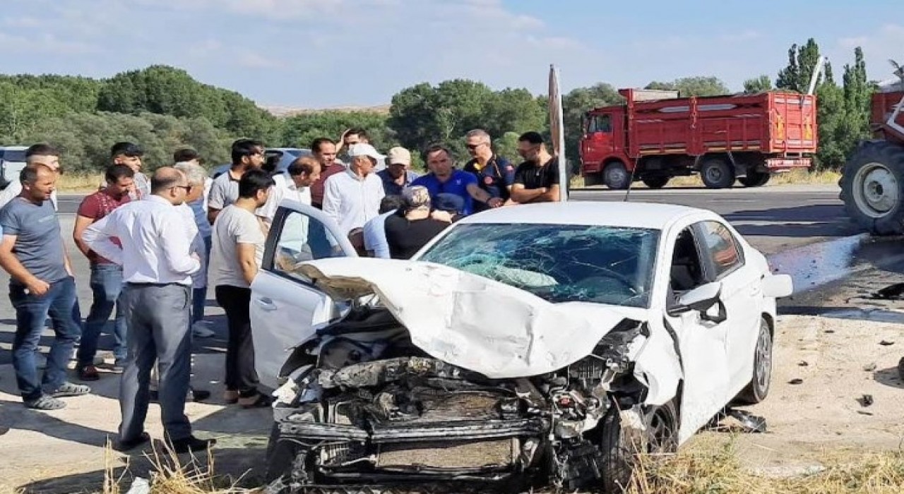 Yozgattaki bu yol tehlike saçıyor, kasaba halkı çözüm bekliyor