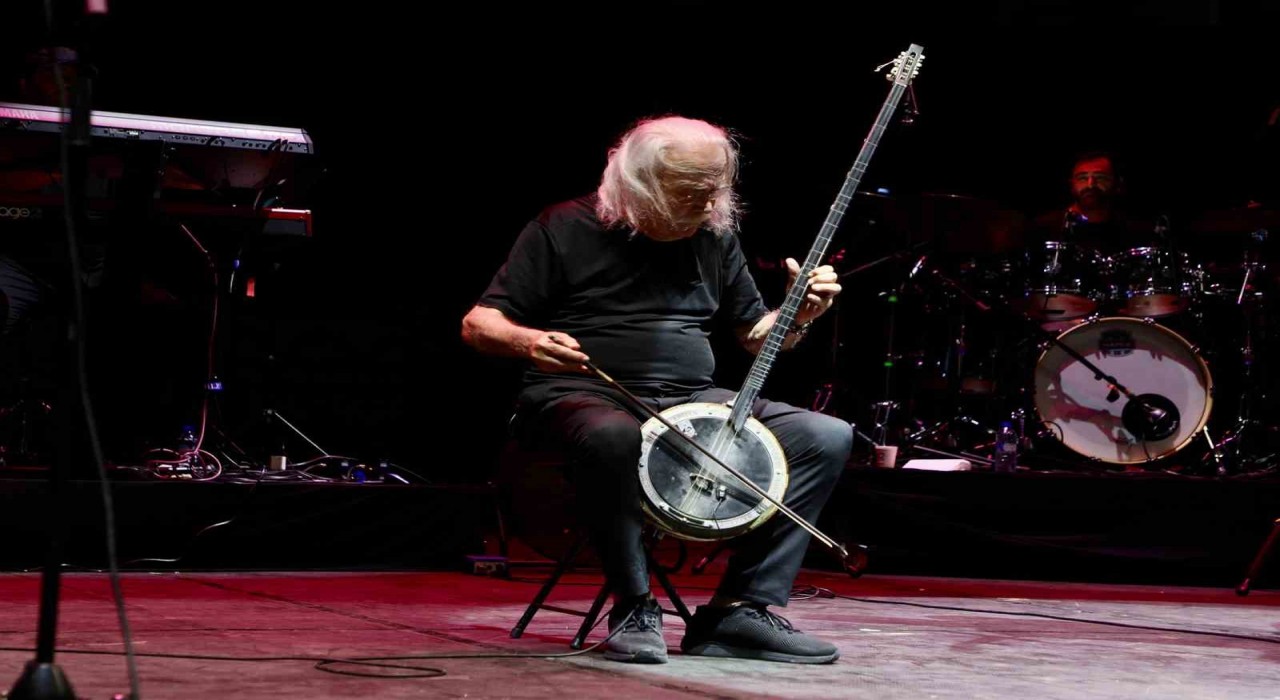 26ıncı İstanbul Büyükçekmece Kültür ve Sanat Festivalinde Moğollar grubu sahne aldı