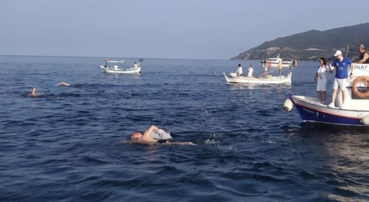 4. Açık Deniz Yüzme Maratonu Mudanyada neticelendi