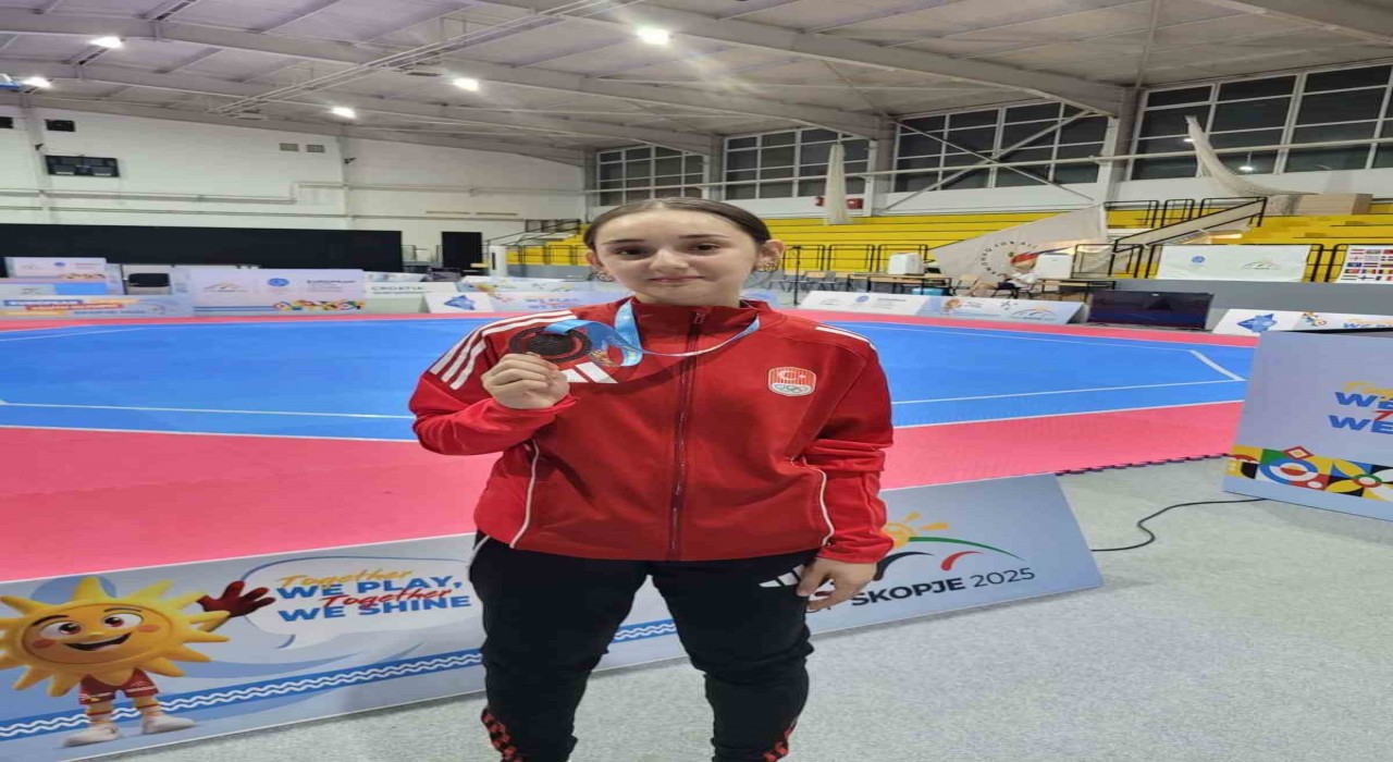 44 kiloda şampiyon oldu