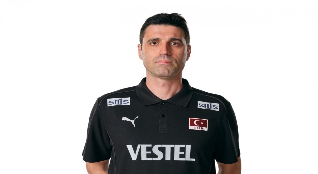 A Milli Erkek Voleybol Takımında başantrenör Umut Çakır ile yollar ayrıldı
