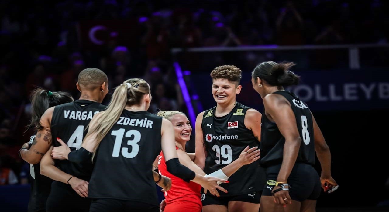 A Milli Kadın Voleybol Takımı, Milletler Liginin 3. haftasına galibiyetle başladı