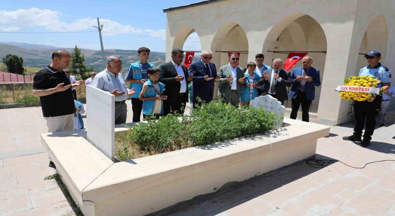 Abdulvehhap Gazi ve Beyböyrek dualarla anıldı