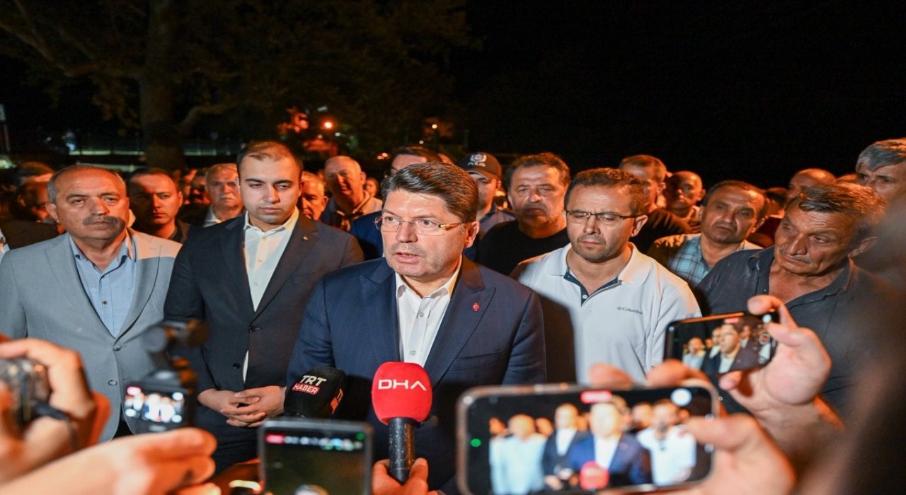 Adalet Bakanı Tunç: 26 Haziran-26 Temmuz tarihleri arasında çıkan orman yangınlarıyla ilgili 17 kişi tutuklu bulunmaktadır