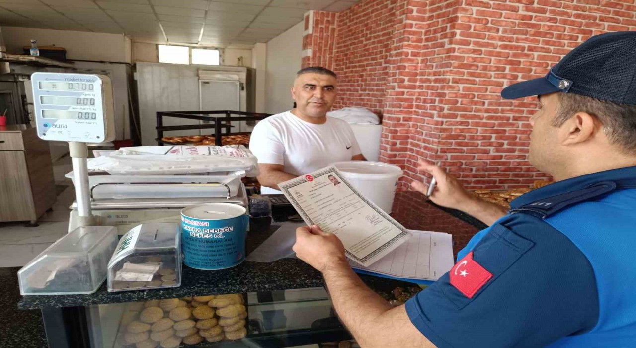 Adıyaman Belediyesinden market ve fırınlara sıkı denetim