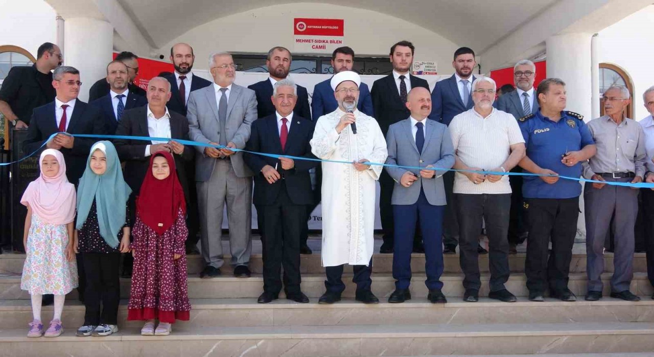 Adıyamanda deprem sonrası yapılan cami ve Kuran kurslarının toplu açılışı yapıldı