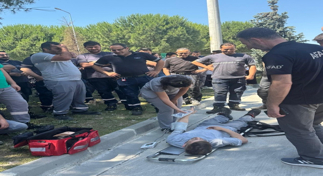 AFADdan uygulamalı yangın ve tahliye tatbikatı