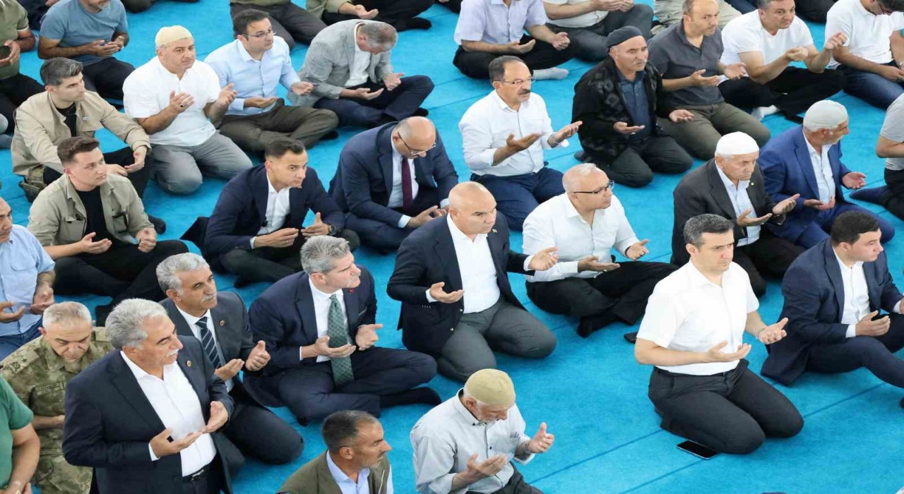 Ağrıda 15 Temmuz şehitleri için Mevlid-i Şerif okundu