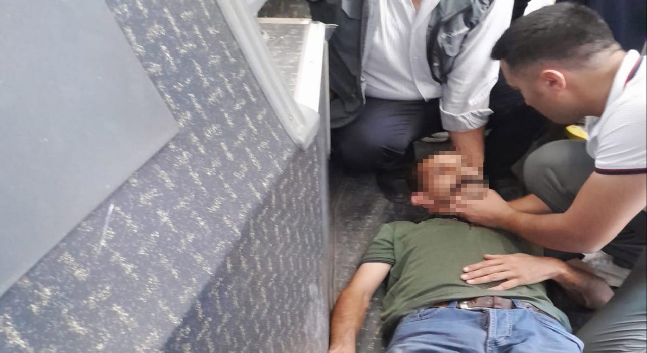 Ağrıda epilepsi nöbeti geçiren yolcu halk otobüsüyle hastaneye ulaştırıldı