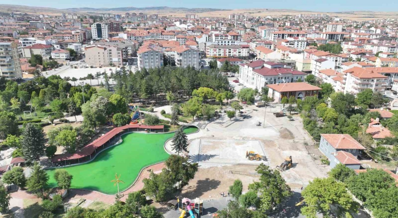 Ahmet Uslu Dutluk Parkında yenileme çalışmaları başladı