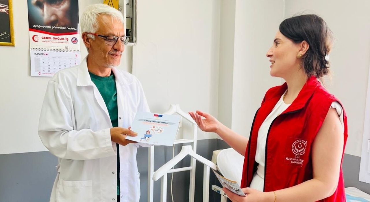 Aile Hekimlerine Şiddetle Mücadele Eğitimi Verildi