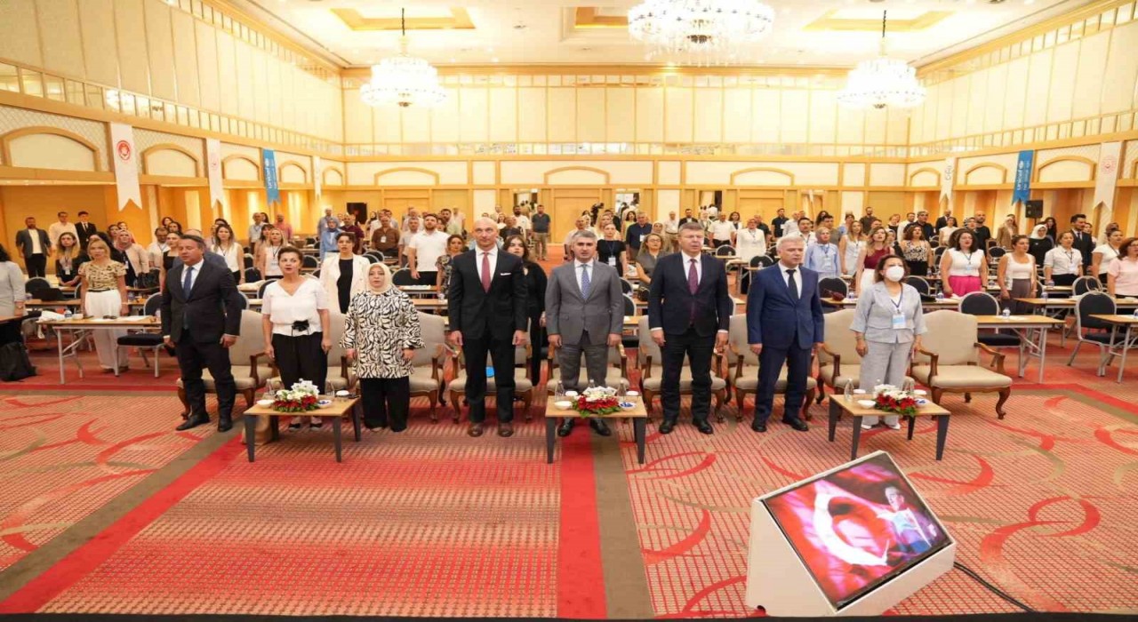 Aile ve Sosyal Hizmetler Bakanlığından Çocuklar İçin Yapılı Çevrede Erişilebilirlik ve Güvenlik Sempozyumu