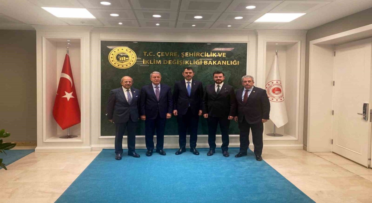 AK Parti Kayseriden Bakan Kuruma ziyaret